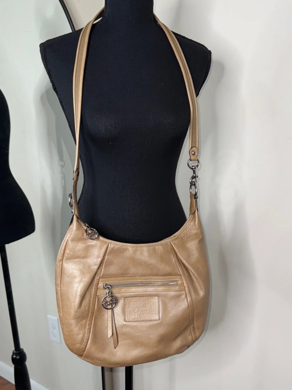 Coach Poppy Tan Shimmer Hobo Shoulder Bag Convertible Strap
